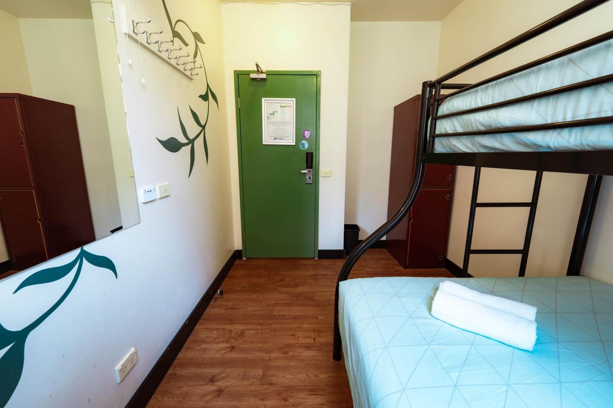 Flinders Backpackers Hostel Melbourne Exterior foto